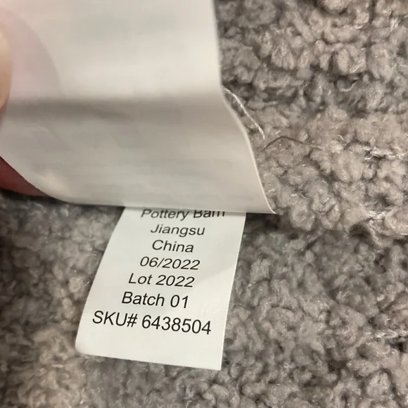 NWOT: Pottery Barn Ultra Soft Gray/Grey Knee Length Wake Waffle Weave Robe - Picture 6 of 8